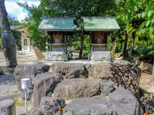 八幡神社（服部八幡神社）の末社・摂社