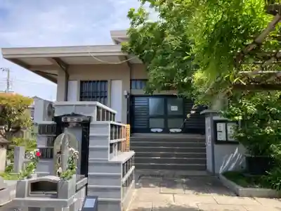 寳蓮寺の本殿・本堂