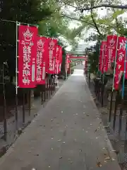 三軒地稲荷神社の建物その他