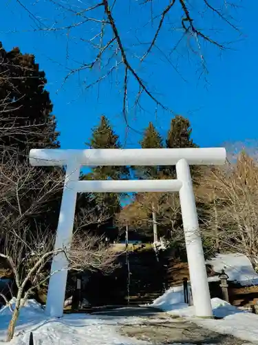 土津神社｜こどもと出世の神さま(福島県)