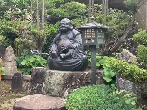 常性寺の像