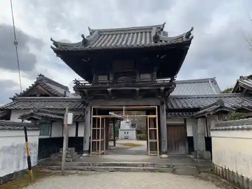 広禅寺の山門