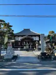 観音寺の本殿