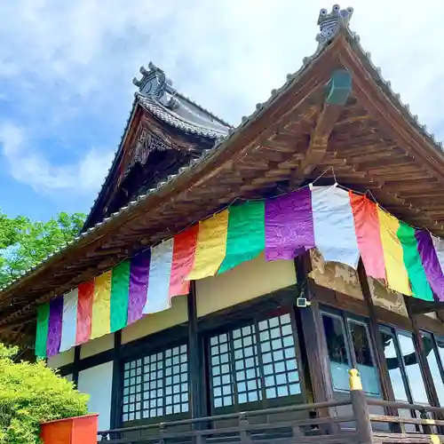 埼玉厄除け開運大師・龍泉寺（切り絵御朱印発祥の寺）の本殿