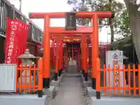 金綱稲荷神社の鳥居