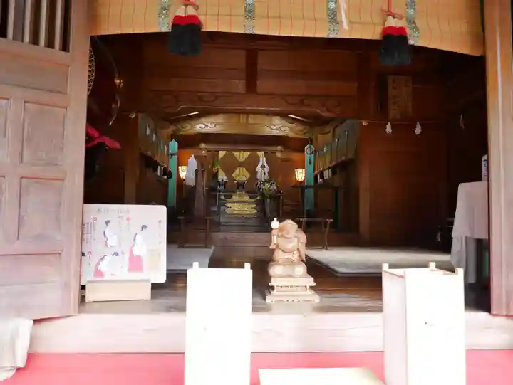 出雲大社相模分祠の末社・摂社