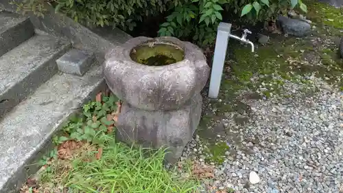 立像寺の手水舎