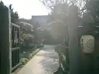 宝戒寺の山門・神門