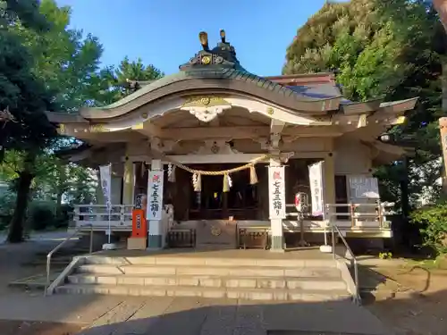 天沼八幡神社の本殿・本堂