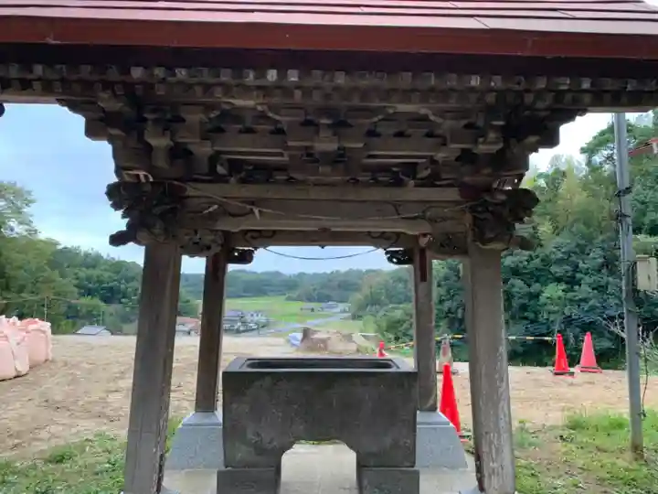 飯尾寺の手水舎