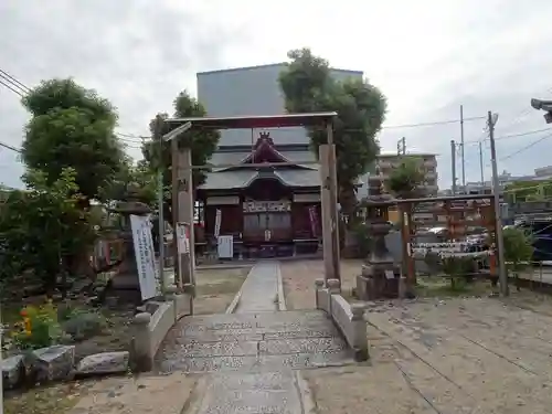 鼻川神社の鳥居