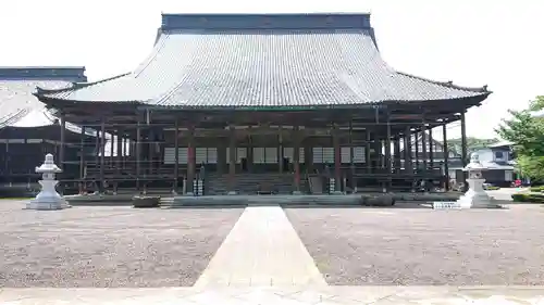 毫攝寺の本殿