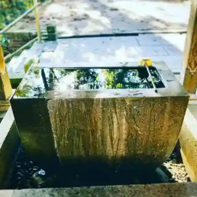 諏訪神社の手水舎