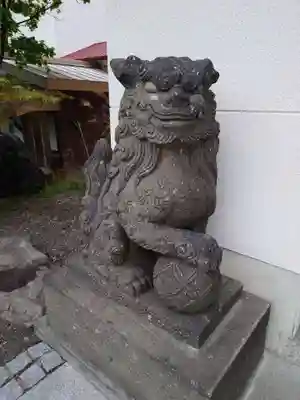 上手稲神社の狛犬