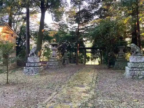 八幡神社の狛犬