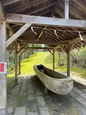 真山神社の{uncategorized: "未分類", other: "その他", undefined: "問題あり", building: "その他建物", grave: "お墓", sacred_gate: "鳥居", guardian: "狛犬", statue: "像", buddha: "仏像", history: "歴史", nature: "自然", garden: "庭園", animal: "動物", pagoda: "塔", temizu: "手水舎", mountain_gate: "山門・神門", sanctuary: "本殿・本堂", subordinate: "末社・摂社", art: "芸術", scenery: "景色", jizo: "地蔵", ema: "絵馬", goshuin: "御朱印", omikuji: "おみくじ", items: "授与品その他", amulet: "お守り", goshuincho: "御朱印帳", eats: "食事", festival: "お祭り", votive_dance: "神楽", shichigosan: "七五三参", wedding: "結婚式", experience: "体験その他", initially: "初詣", around: "周辺", anti_infection: "感染症対策"}