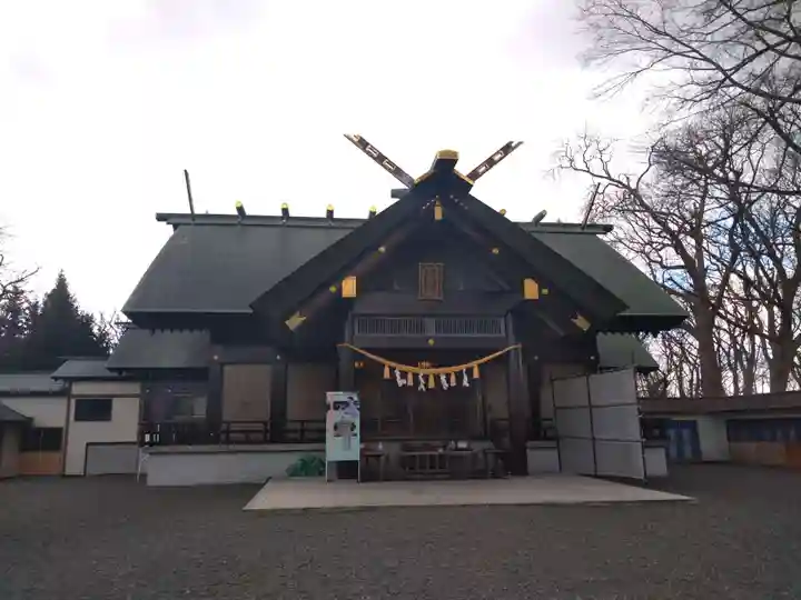 千歳神社の本殿・本堂