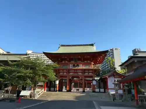 生田神社の{uncategorized: "未分類", other: "その他", undefined: "問題あり", building: "その他建物", grave: "お墓", sacred_gate: "鳥居", guardian: "狛犬", statue: "像", buddha: "仏像", history: "歴史", nature: "自然", garden: "庭園", animal: "動物", pagoda: "塔", temizu: "手水舎", mountain_gate: "山門・神門", sanctuary: "本殿・本堂", subordinate: "末社・摂社", art: "芸術", scenery: "景色", jizo: "地蔵", ema: "絵馬", goshuin: "御朱印", omikuji: "おみくじ", items: "授与品その他", amulet: "お守り", goshuincho: "御朱印帳", eats: "食事", festival: "お祭り", votive_dance: "神楽", shichigosan: "七五三参", wedding: "結婚式", experience: "体験その他", initially: "初詣", around: "周辺", anti_infection: "感染症対策"}