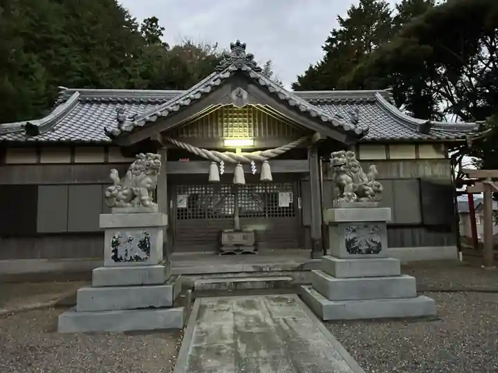 貴志神社の本殿・本堂
