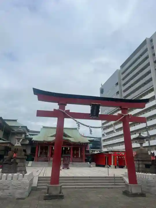 東京羽田 穴守稲荷神社の{uncategorized: "未分類", other: "その他", undefined: "問題あり", building: "その他建物", grave: "お墓", sacred_gate: "鳥居", guardian: "狛犬", statue: "像", buddha: "仏像", history: "歴史", nature: "自然", garden: "庭園", animal: "動物", pagoda: "塔", temizu: "手水舎", mountain_gate: "山門・神門", sanctuary: "本殿・本堂", subordinate: "末社・摂社", art: "芸術", scenery: "景色", jizo: "地蔵", ema: "絵馬", goshuin: "御朱印", omikuji: "おみくじ", items: "授与品その他", amulet: "お守り", goshuincho: "御朱印帳", eats: "食事", festival: "お祭り", votive_dance: "神楽", shichigosan: "七五三参", wedding: "結婚式", experience: "体験その他", initially: "初詣", around: "周辺", anti_infection: "感染症対策"}