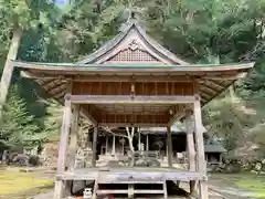 岩戸落葉神社の本殿