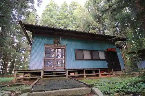 白鳥神社の本殿・本堂