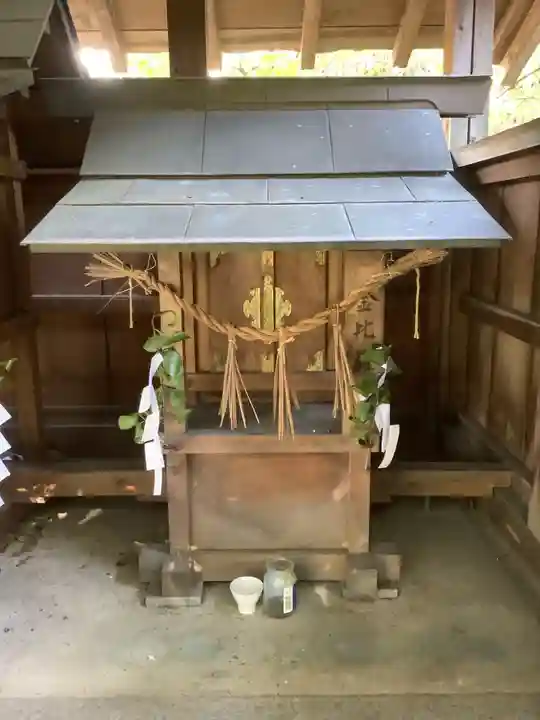 神明社(篠木町)の末社・摂社