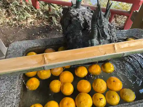 間々田八幡宮の手水舎