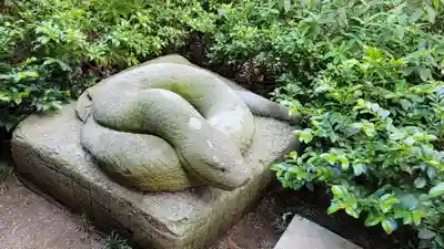 増上寺塔頭 三縁山 宝珠院の狛犬