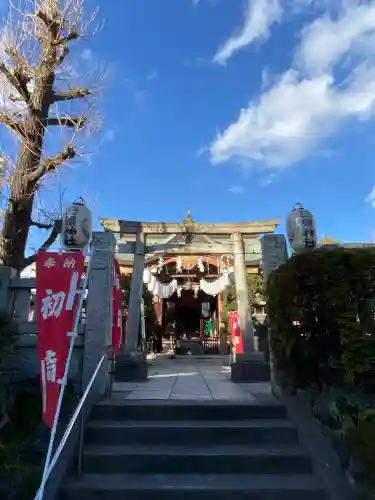 白鬚神社の{uncategorized: "未分類", other: "その他", undefined: "問題あり", building: "その他建物", grave: "お墓", sacred_gate: "鳥居", guardian: "狛犬", statue: "像", buddha: "仏像", history: "歴史", nature: "自然", garden: "庭園", animal: "動物", pagoda: "塔", temizu: "手水舎", mountain_gate: "山門・神門", sanctuary: "本殿・本堂", subordinate: "末社・摂社", art: "芸術", scenery: "景色", jizo: "地蔵", ema: "絵馬", goshuin: "御朱印", omikuji: "おみくじ", items: "授与品その他", amulet: "お守り", goshuincho: "御朱印帳", eats: "食事", festival: "お祭り", votive_dance: "神楽", shichigosan: "七五三参", wedding: "結婚式", experience: "体験その他", initially: "初詣", around: "周辺", anti_infection: "感染症対策"}