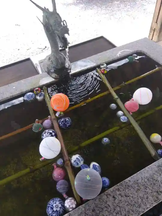 眞中神社の手水舎