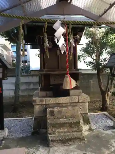 伊富稲荷神社の本殿・本堂