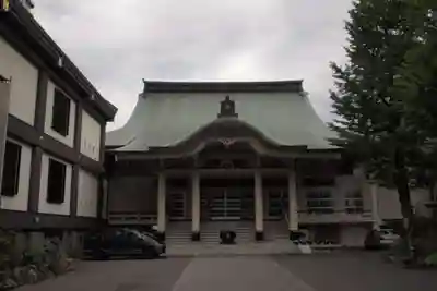 中央寺の本殿・本堂