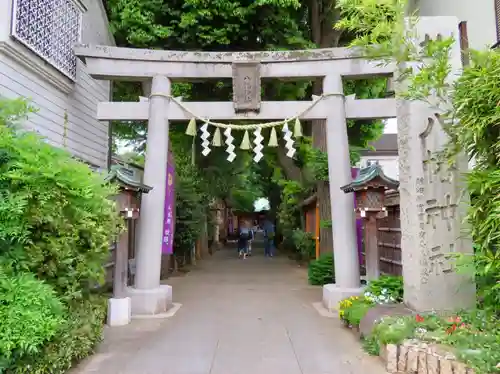 戸越八幡神社の鳥居