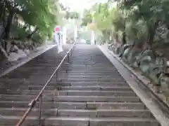 四條畷神社の建物その他