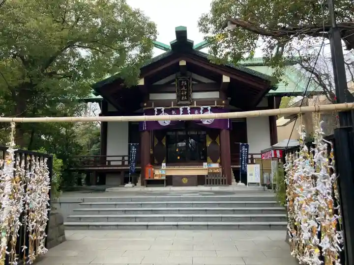 稲毛神社の{uncategorized: "未分類", other: "その他", undefined: "問題あり", building: "その他建物", grave: "お墓", sacred_gate: "鳥居", guardian: "狛犬", statue: "像", buddha: "仏像", history: "歴史", nature: "自然", garden: "庭園", animal: "動物", pagoda: "塔", temizu: "手水舎", mountain_gate: "山門・神門", sanctuary: "本殿・本堂", subordinate: "末社・摂社", art: "芸術", scenery: "景色", jizo: "地蔵", ema: "絵馬", goshuin: "御朱印", omikuji: "おみくじ", items: "授与品その他", amulet: "お守り", goshuincho: "御朱印帳", eats: "食事", festival: "お祭り", votive_dance: "神楽", shichigosan: "七五三参", wedding: "結婚式", experience: "体験その他", initially: "初詣", around: "周辺", anti_infection: "感染症対策"}