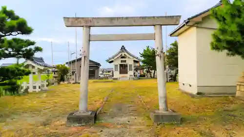 熱田社（新屋敷熱田社）の鳥居