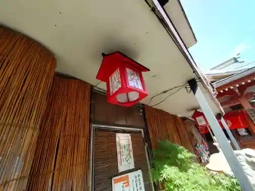 豊受稲荷本宮の建物その他