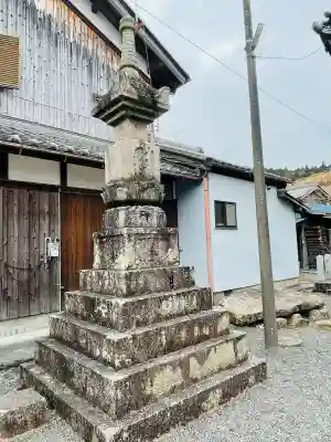 牛飼地蔵堂(元福泉寺)の{uncategorized: "未分類", other: "その他", undefined: "問題あり", building: "その他建物", grave: "お墓", sacred_gate: "鳥居", guardian: "狛犬", statue: "像", buddha: "仏像", history: "歴史", nature: "自然", garden: "庭園", animal: "動物", pagoda: "塔", temizu: "手水舎", mountain_gate: "山門・神門", sanctuary: "本殿・本堂", subordinate: "末社・摂社", art: "芸術", scenery: "景色", jizo: "地蔵", ema: "絵馬", goshuin: "御朱印", omikuji: "おみくじ", items: "授与品その他", amulet: "お守り", goshuincho: "御朱印帳", eats: "食事", festival: "お祭り", votive_dance: "神楽", shichigosan: "七五三参", wedding: "結婚式", experience: "体験その他", initially: "初詣", around: "周辺", anti_infection: "感染症対策"}
