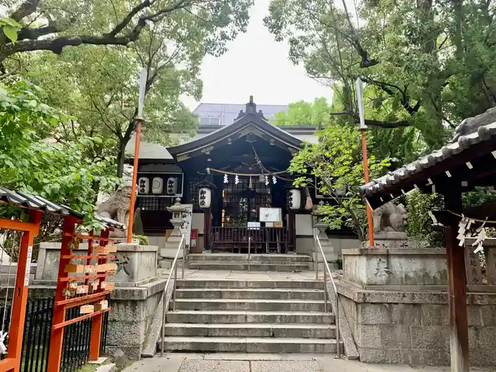 東高津宮の本殿・本堂