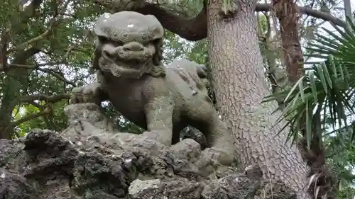 山野浅間神社の狛犬