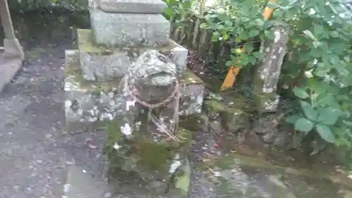 宝八幡宮の狛犬