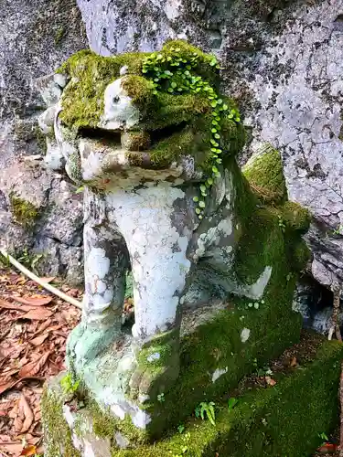 熊野神社の狛犬