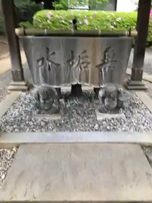 等覚院の手水舎