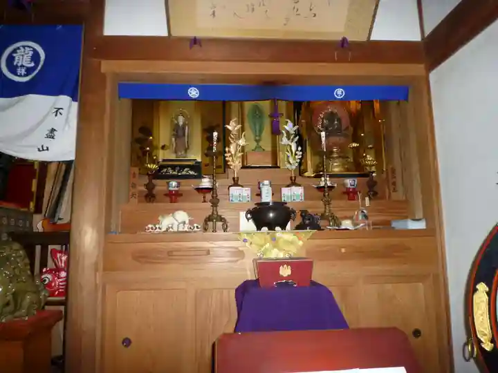 不盡山 龍祥寺の仏像