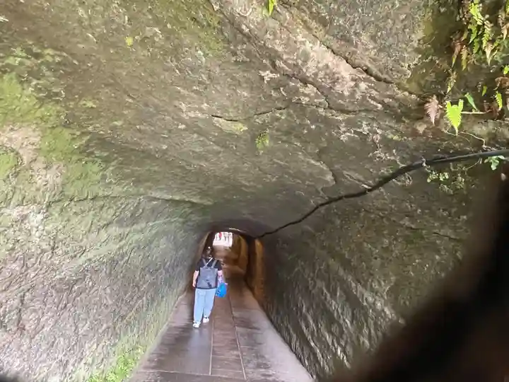 銭洗弁財天宇賀福神社(神奈川県)