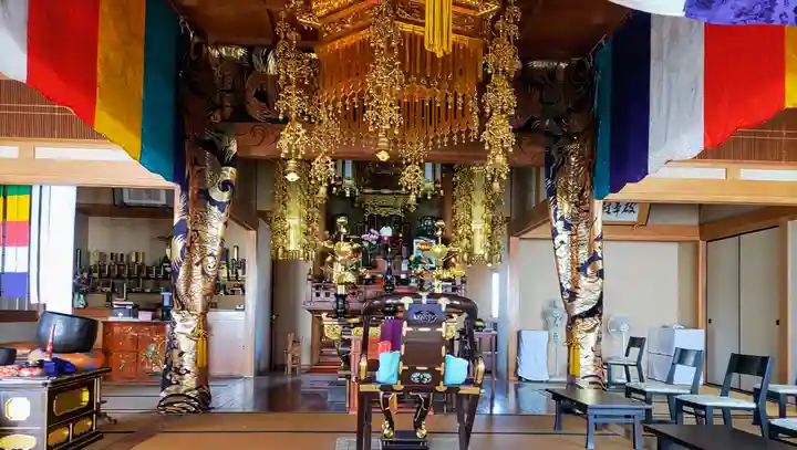 観音寺の本殿・本堂