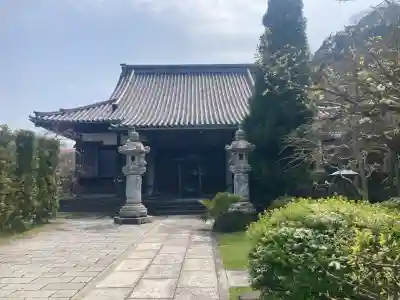 伝福寺の{uncategorized: "未分類", other: "その他", undefined: "問題あり", building: "その他建物", grave: "お墓", sacred_gate: "鳥居", guardian: "狛犬", statue: "像", buddha: "仏像", history: "歴史", nature: "自然", garden: "庭園", animal: "動物", pagoda: "塔", temizu: "手水舎", mountain_gate: "山門・神門", sanctuary: "本殿・本堂", subordinate: "末社・摂社", art: "芸術", scenery: "景色", jizo: "地蔵", ema: "絵馬", goshuin: "御朱印", omikuji: "おみくじ", items: "授与品その他", amulet: "お守り", goshuincho: "御朱印帳", eats: "食事", festival: "お祭り", votive_dance: "神楽", shichigosan: "七五三参", wedding: "結婚式", experience: "体験その他", initially: "初詣", around: "周辺", anti_infection: "感染症対策"}