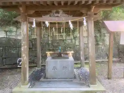 泉神社の手水舎