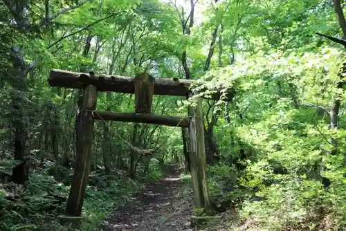 飯豊和気神社の鳥居